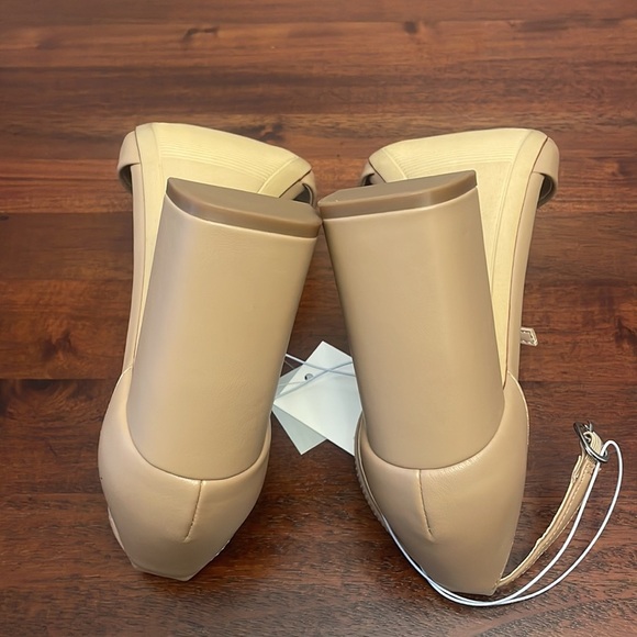 A new day Shelly Heels with Memory Foam Insole tan strappy shoe New 7.5 - Picture 3 of 5
